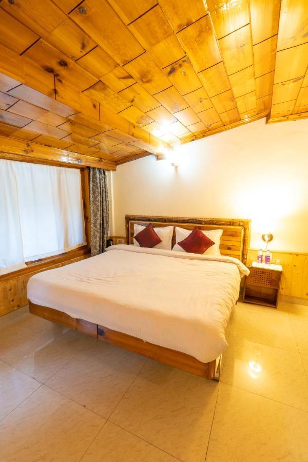 Holiday Home International -Vivaan Stays Manāli エクステリア 写真