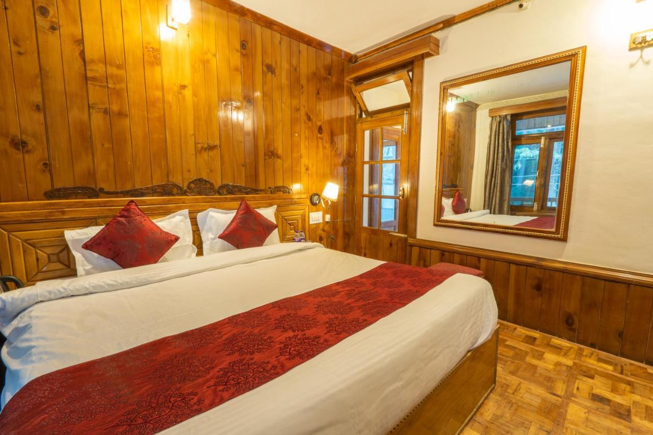Holiday Home International -Vivaan Stays Manāli エクステリア 写真