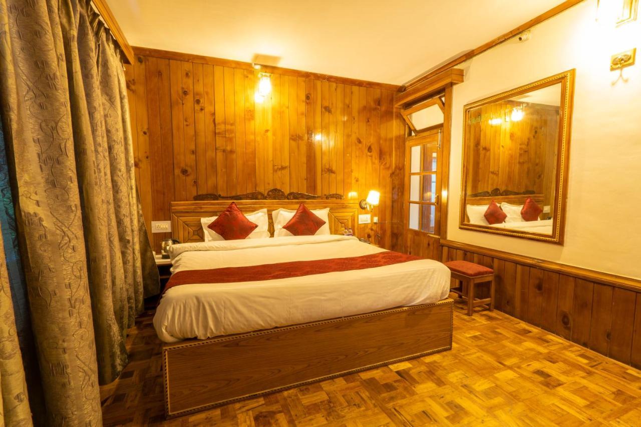 Holiday Home International -Vivaan Stays Manāli エクステリア 写真