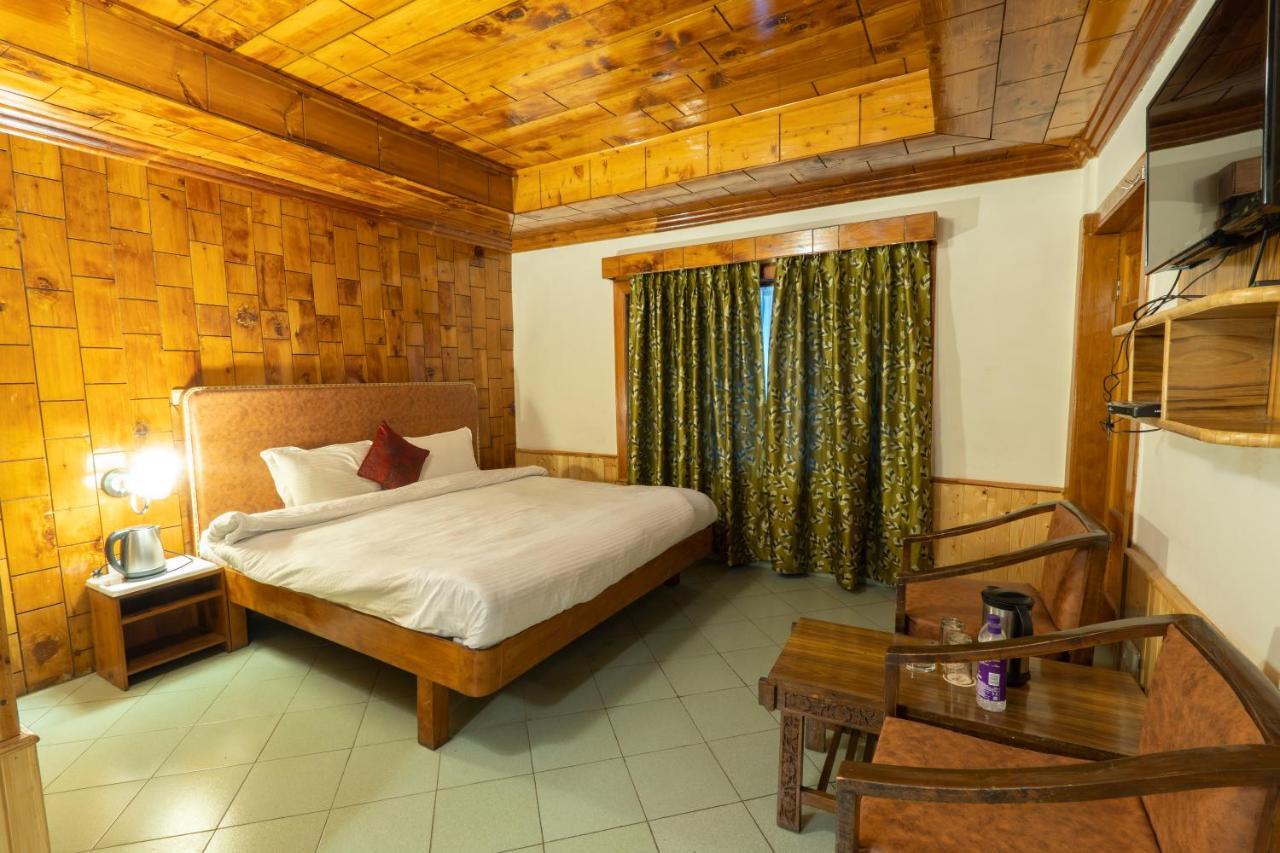 Holiday Home International -Vivaan Stays Manāli エクステリア 写真
