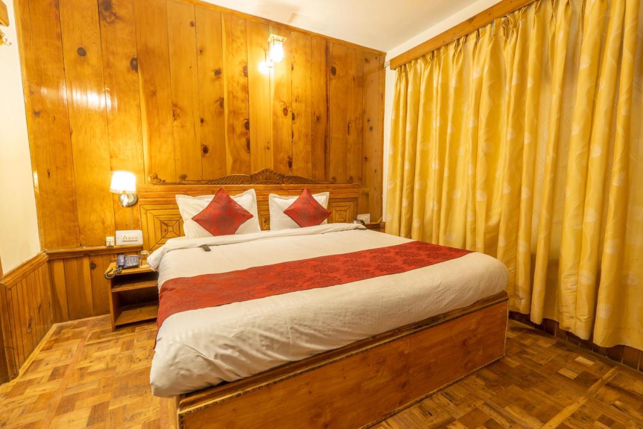 Holiday Home International -Vivaan Stays Manāli エクステリア 写真
