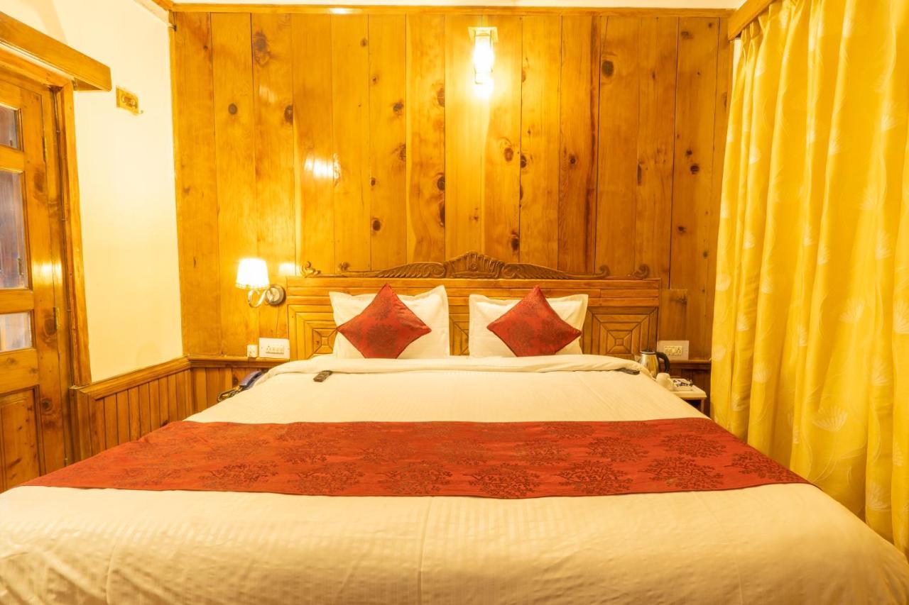 Holiday Home International -Vivaan Stays Manāli エクステリア 写真